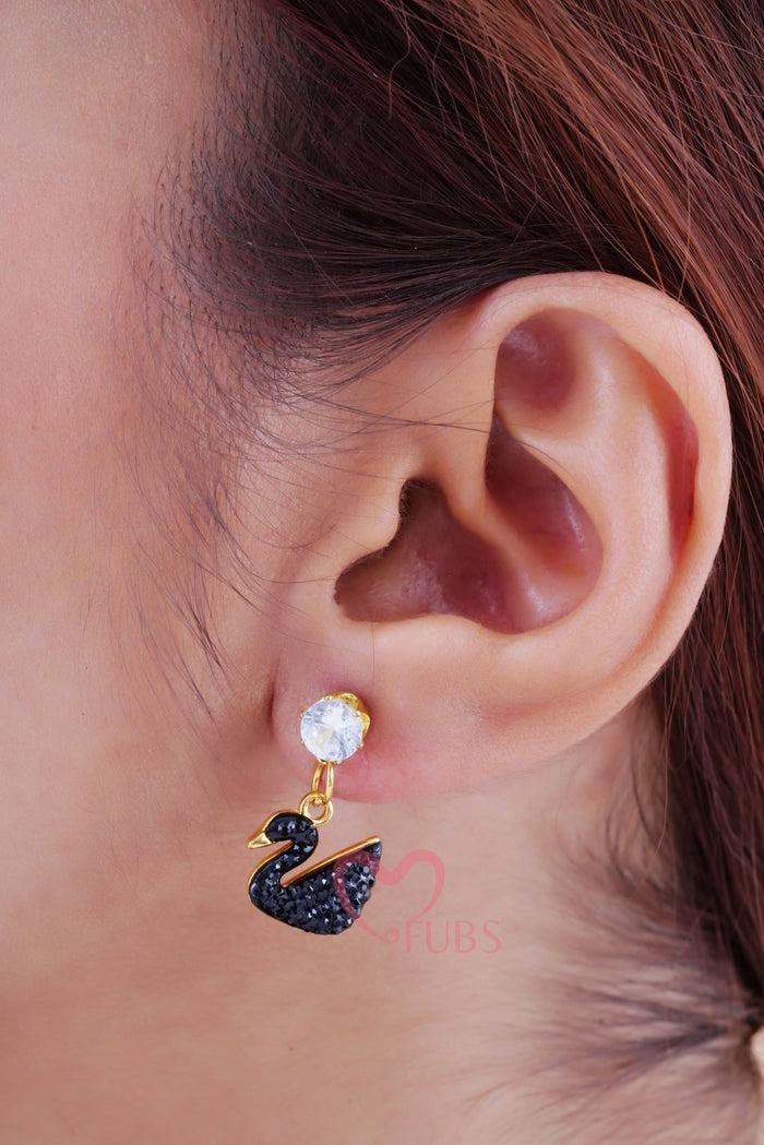 sk_1012 Crystal Black Shine Swan Stud Earrings